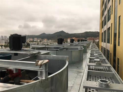 大型玻璃鋼冷卻塔如何發(fā)揮更高效能？