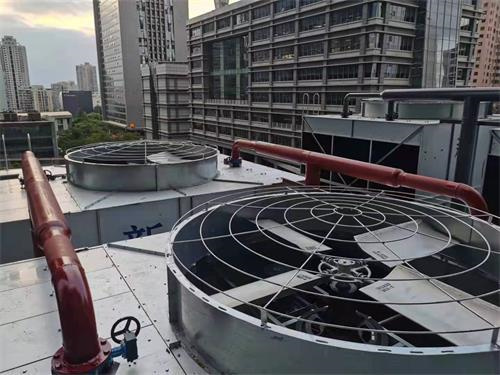閉式冷卻塔何時添加冷凍液比較好？(冷卻塔開式閉式成